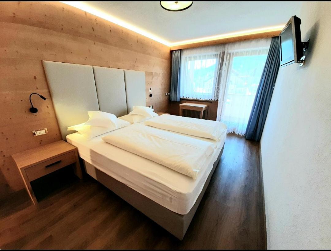 لا فيلا Apartments Lasteis المظهر الخارجي الصورة