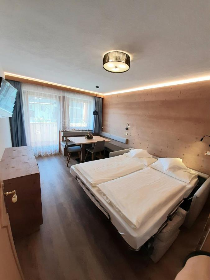لا فيلا Apartments Lasteis المظهر الخارجي الصورة