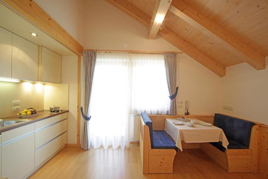 لا فيلا Apartments Lasteis المظهر الخارجي الصورة