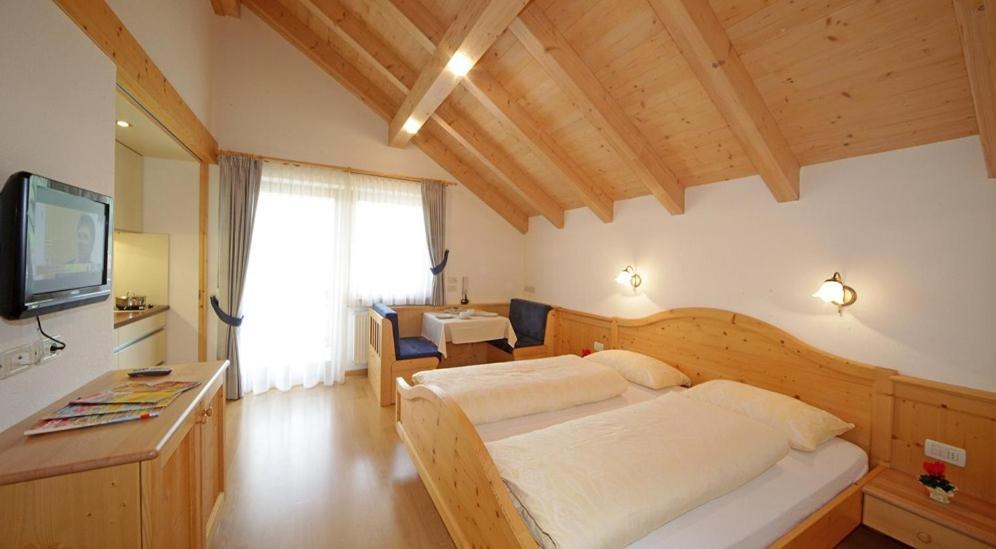 لا فيلا Apartments Lasteis المظهر الخارجي الصورة