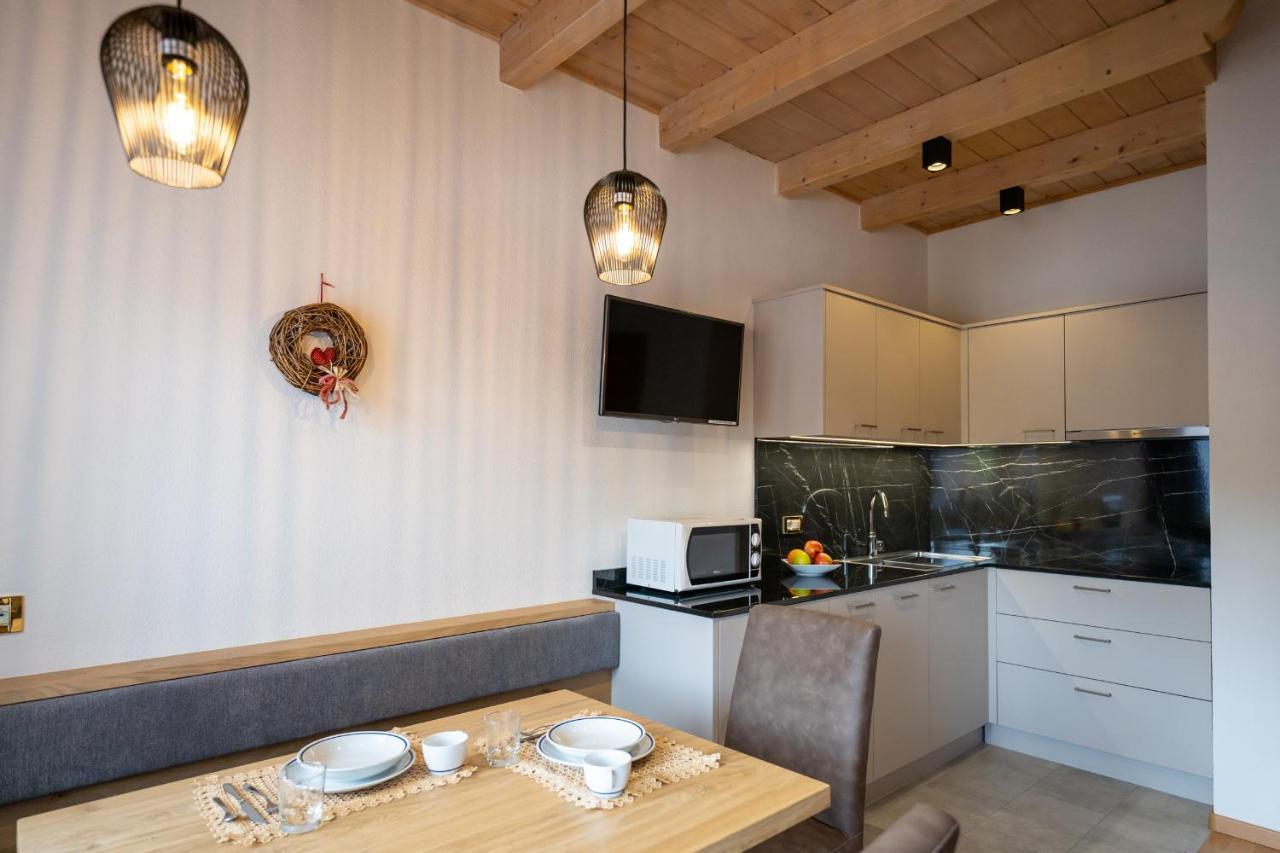 لا فيلا Apartments Lasteis المظهر الخارجي الصورة